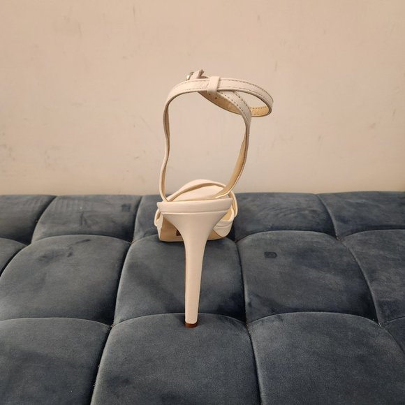 Worn Once - Sam Edelman Jade Ankle Strap Sandal White, size 8.5 - Picture 6 of 10